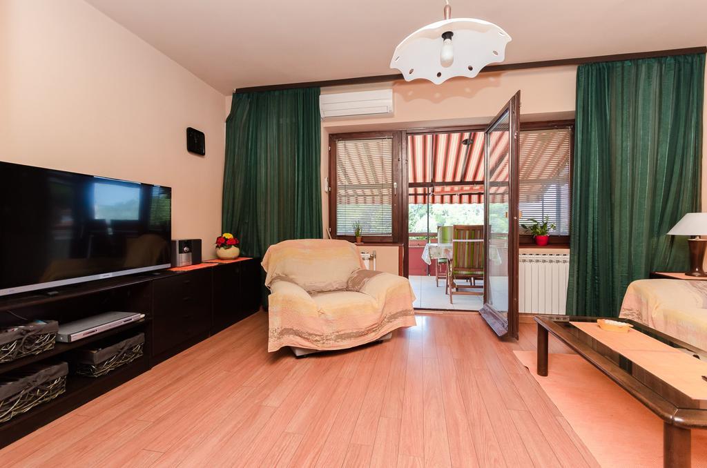 פונאנט Apartment Bozena מראה חיצוני תמונה
